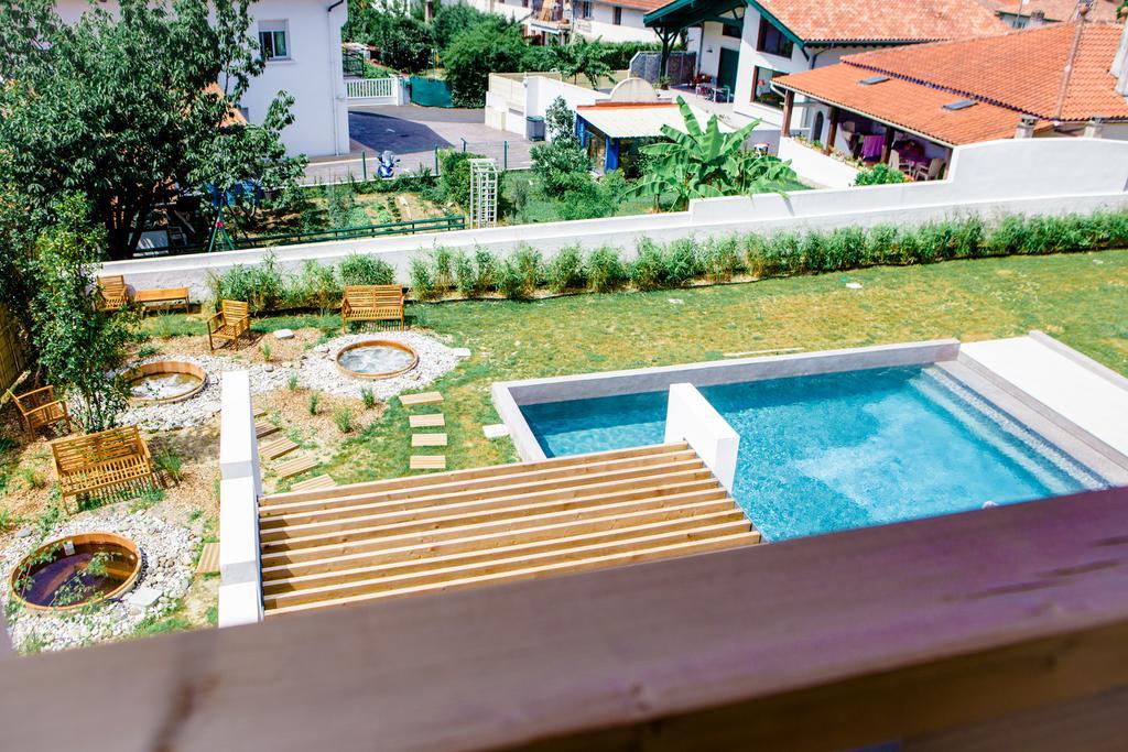 Hotel Restaurant Santiago Андай Экстерьер фото